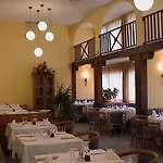 Hotel Forum 3*