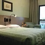 Hotel Forum 3*