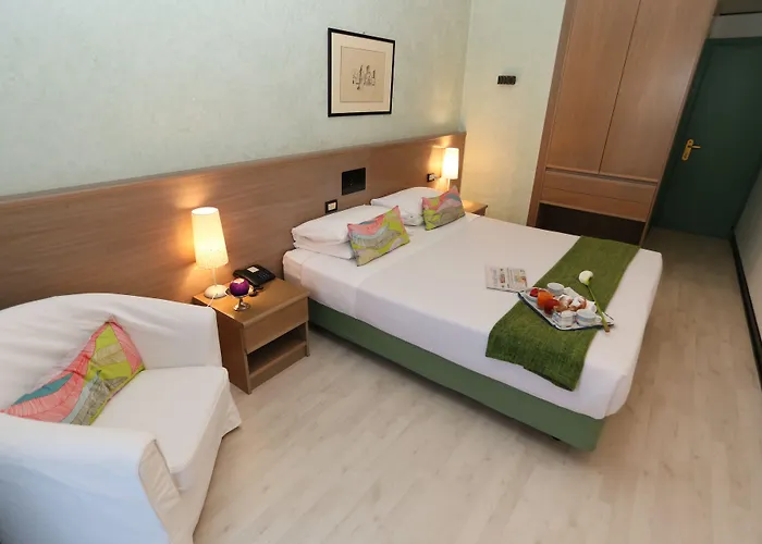 Forum Szálloda SantʼIlario dʼEnza