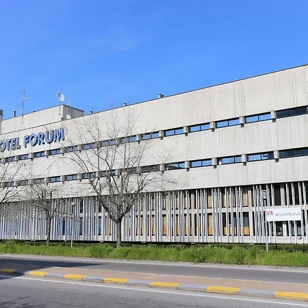 Forum Hotel 3*