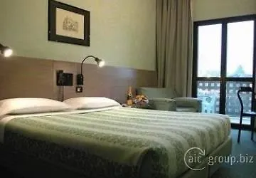 Hotel Forum 3*