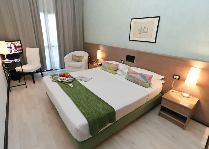 Otel Forum SantʼIlario dʼEnza