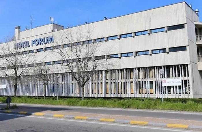 Otel Forum SantʼIlario dʼEnza